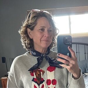 Meet your Posher, April